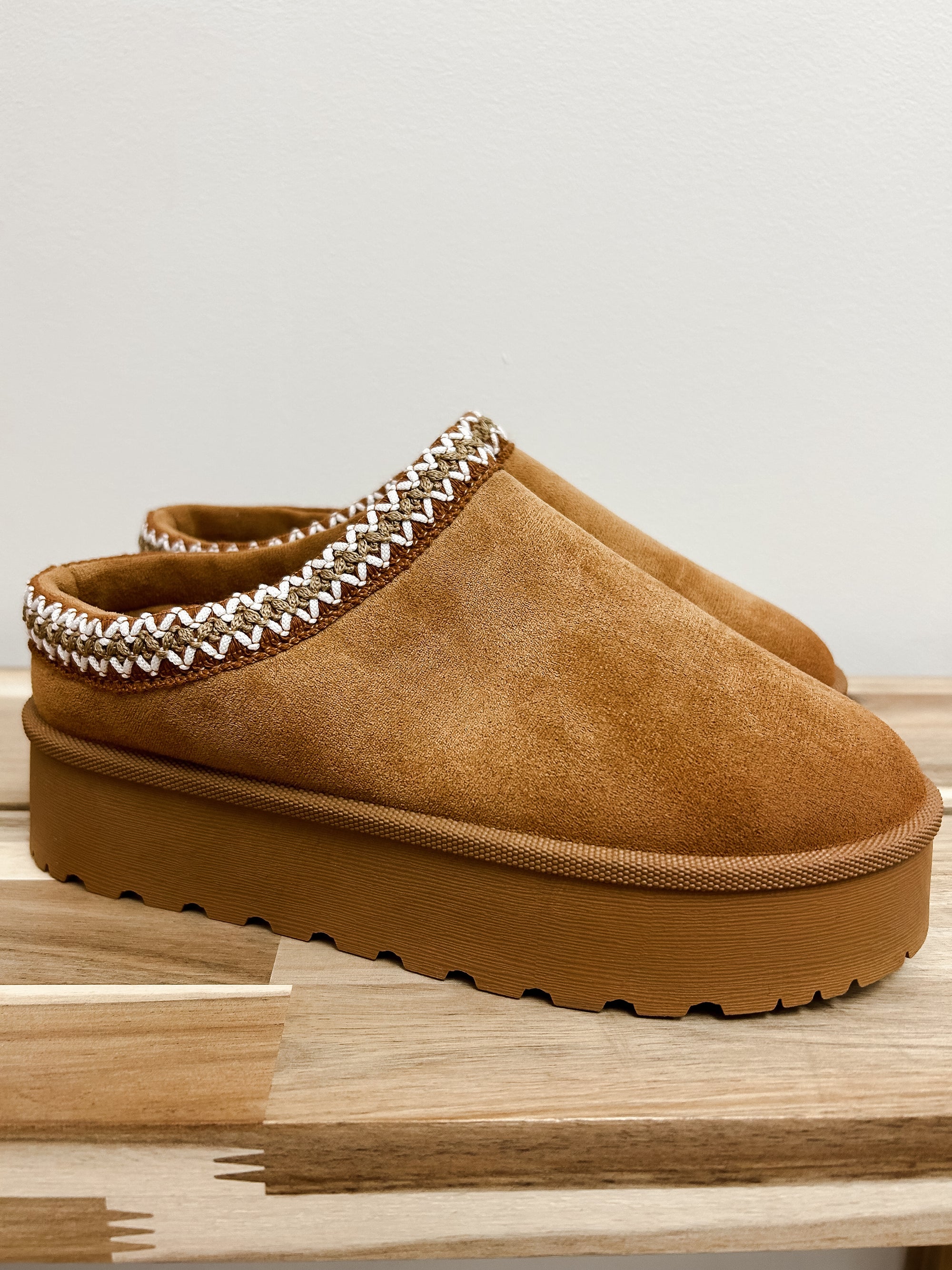 Cloud Tan Slipper