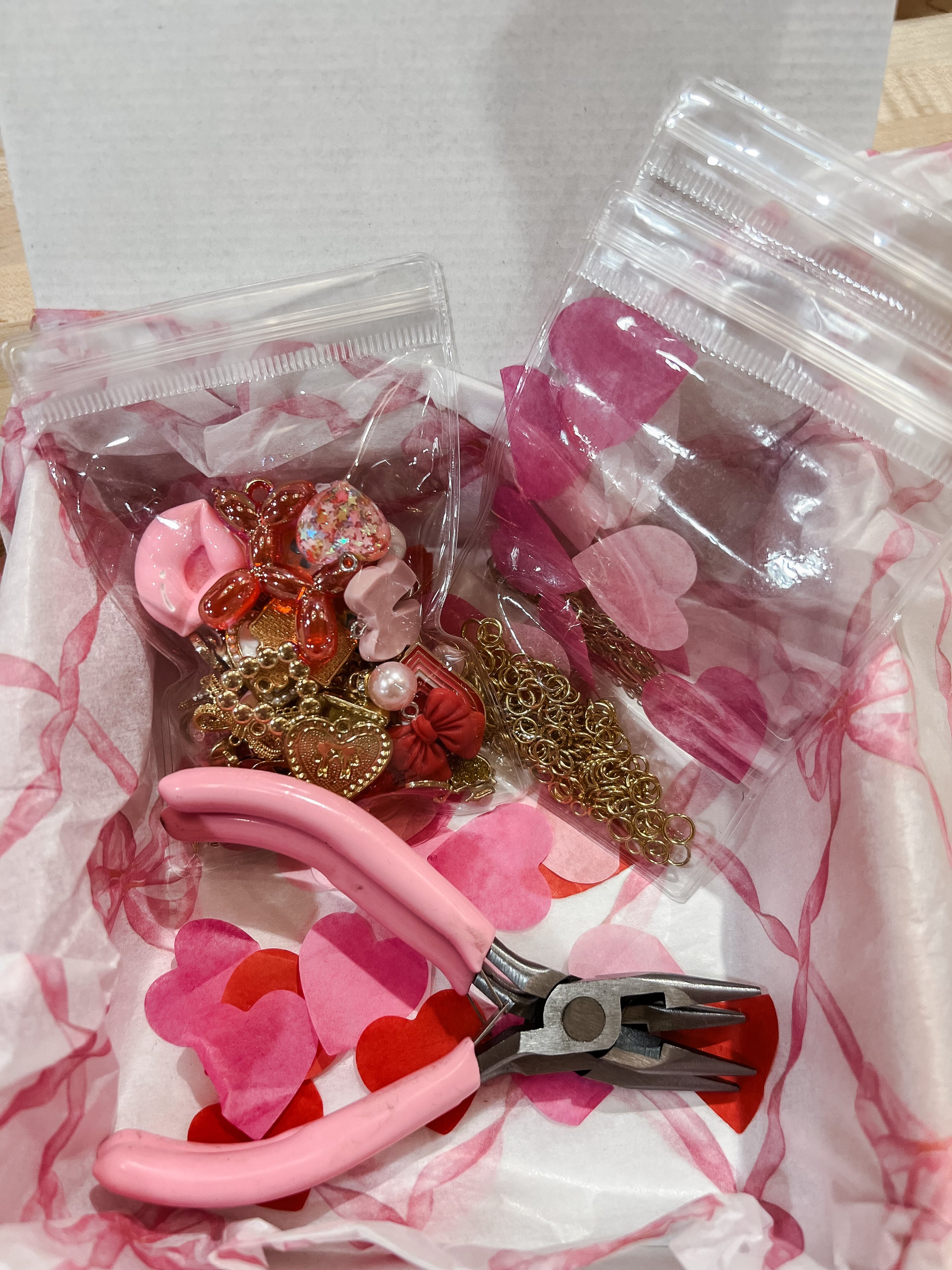 At Home Charm Bar Valentines Kit Gift Box