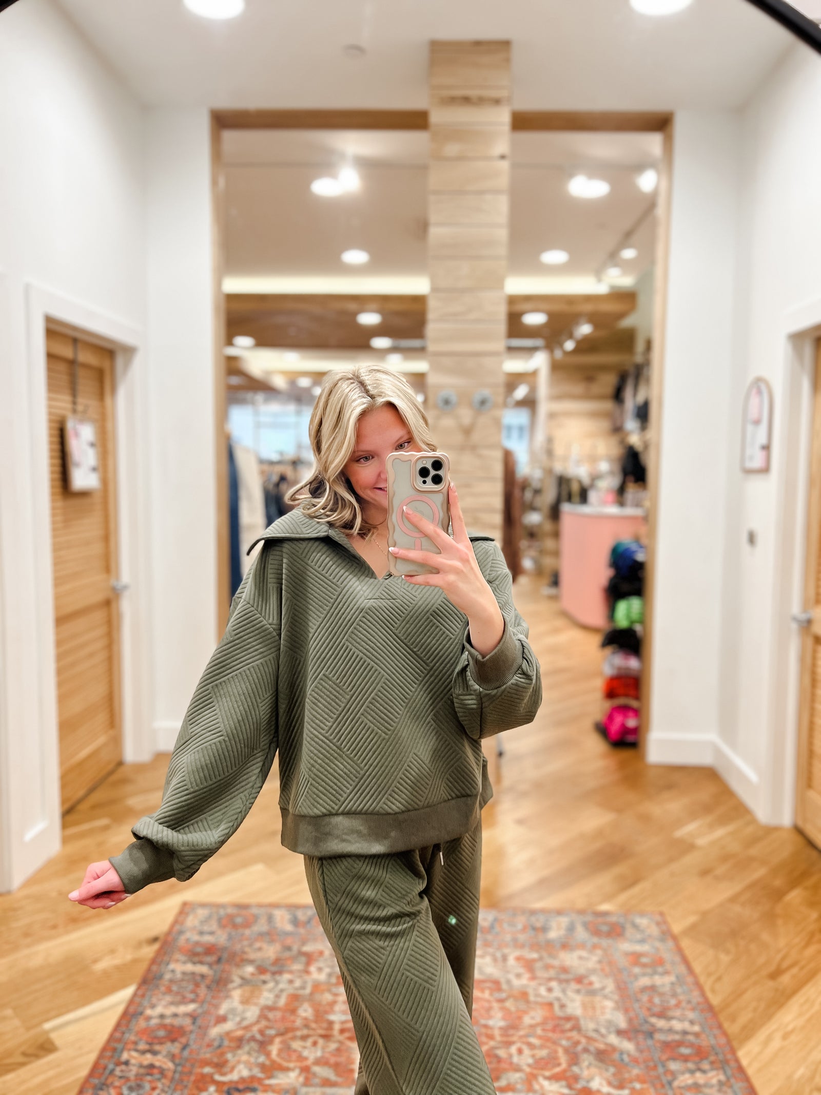 Sadie Olive Pullover