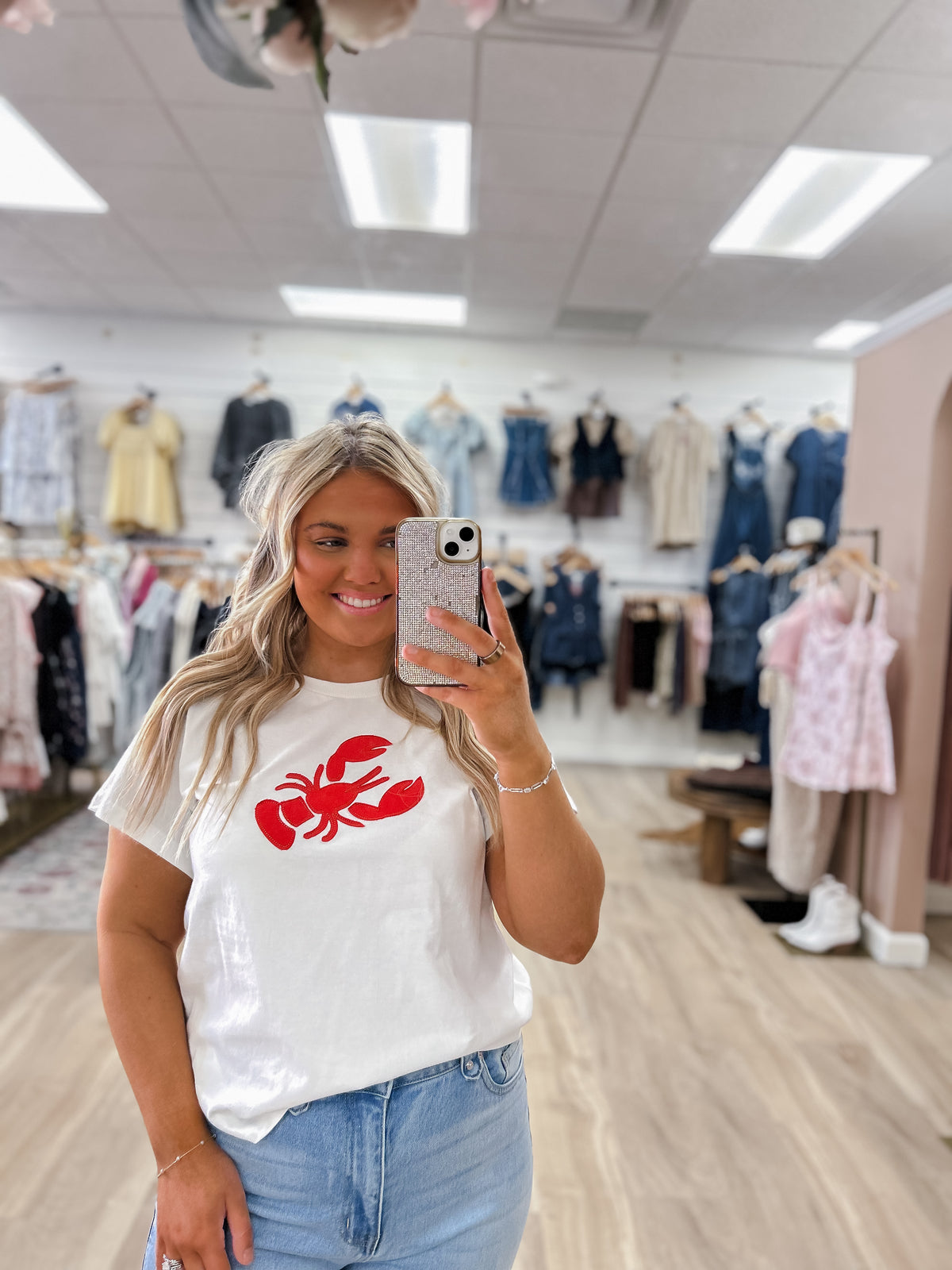 Seaside Claw tee