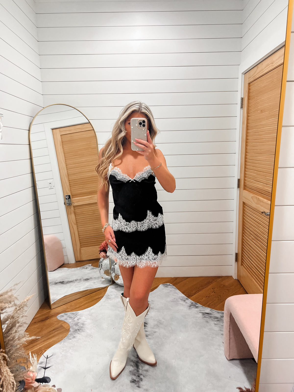 Black Contrast Lace Trim Mini Skirt